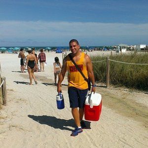 Meet your Posher, Lorenzo jose